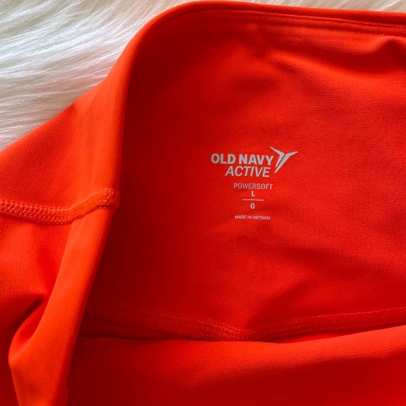 OLD NAVY High-Waisted Orange Bike Shorts - Picture 5 of 11